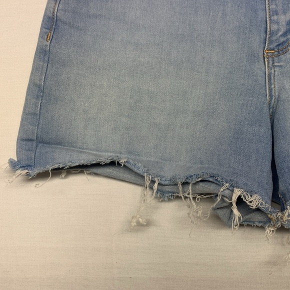 Universal Thread High Rise Midi Shorts - Picture 4 of 7